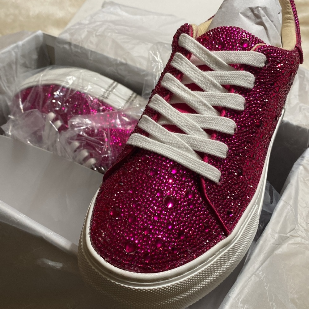 Betsey Johnson Fuchsia NEW 7.5